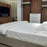 Appartement Stay-five Brand New 2 Modern In Center - Self Check-in Tirana