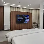 Stay-five Brand New 2 Modern In Center - Self Check-in *