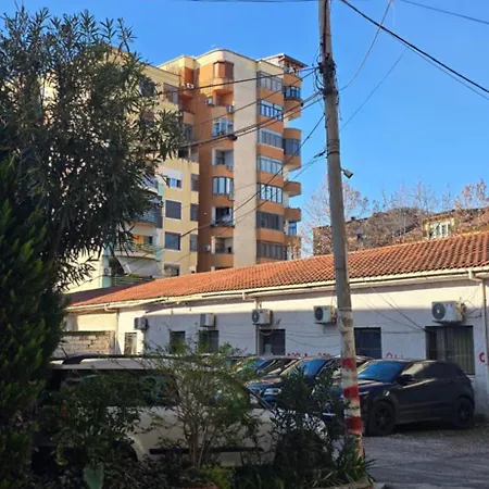 Stay-five Brand New Modern In Center - Self Check-in