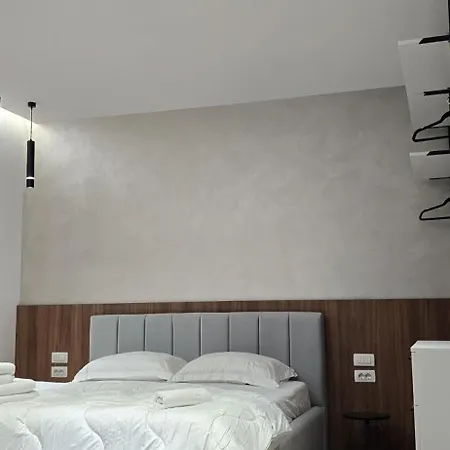 Stay-five Brand New 2 Modern In Center - Self Check-in * Τίρανα