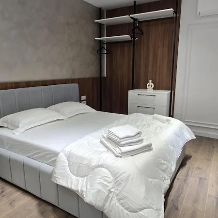 Stay-five Brand New 2 Modern In Center - Self Check-in * Τίρανα