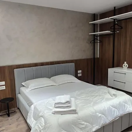 Stay-five Brand New 2 Modern In Center - Self Check-in Τίρανα