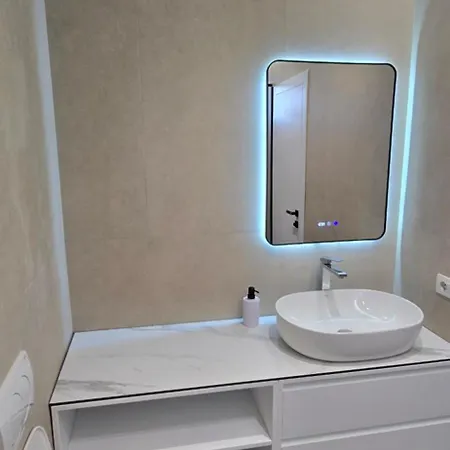 Stay-five Brand New 2 Modern In Center - Self Check-in * Τίρανα