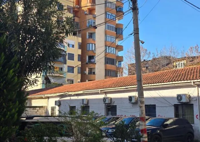 Stay-five Brand New Modern In Center - Self Check-in