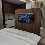 Daire Stay-five Brand New 2 Modern In Center - Self Check-in