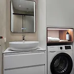 Stay-five Brand New 2 Modern In Center - Self Check-in * Tiran
