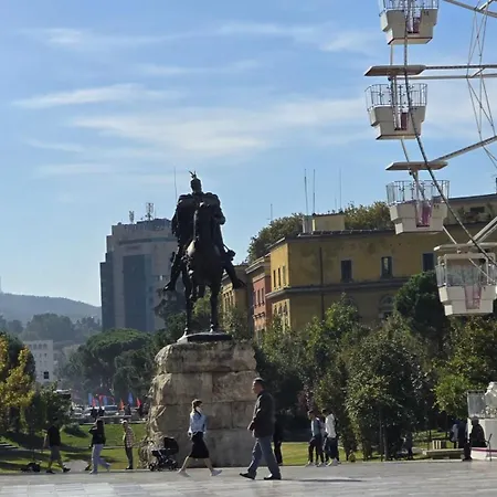 Stay-five Brand New Modern In Center - Self Check-in Apartmán Tirana