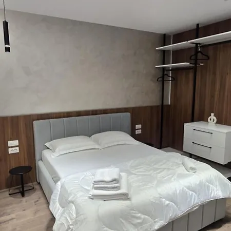 Stay-five Brand New Modern In Center - Self Check-in * Tirana