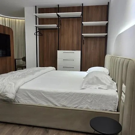 Stay-five Brand New Modern In Center - Self Check-in Apartment Tirana