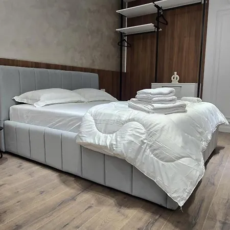 Stay-five Brand New Modern In Center - Self Check-in