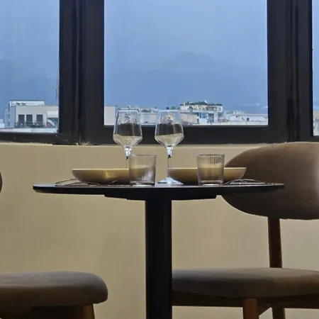 Stay-five Brand New Modern In Center - Self Check-in * Tirana